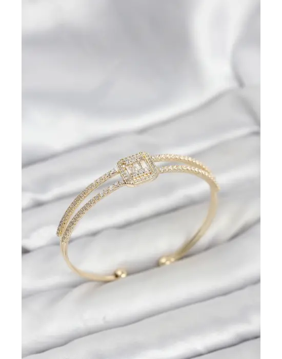 Çelik Gold Renk Baget Model Kadın Bileklik