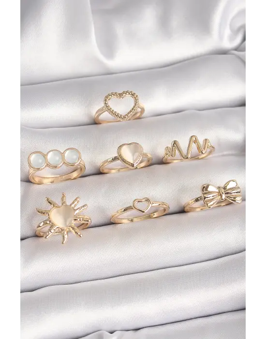 Pirinç Gold Renk Beyaz Mineli Kalp Model Kurdele Detay Kadın Küpe Kombini