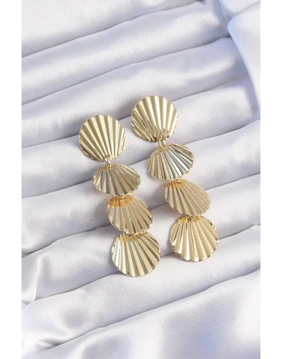  Altın Deniz Kabuğu Model Sallantılı Küpe