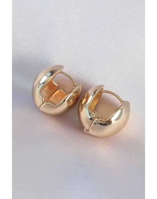  Altın İçi Boş Minimal Topçuk Küpe