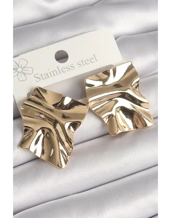  Altın İşlemeli Kare Plaka Model Çelik Küpe