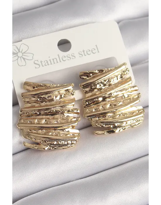  Altın İşlemeli Kare Plaka Model Çelik Küpe