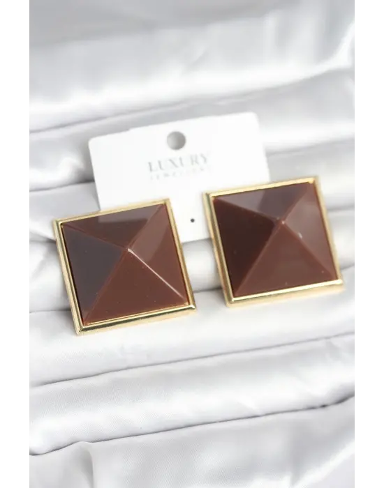 Pirinç Gold Renk Kahverengi Piramit Model Kadın Küpe