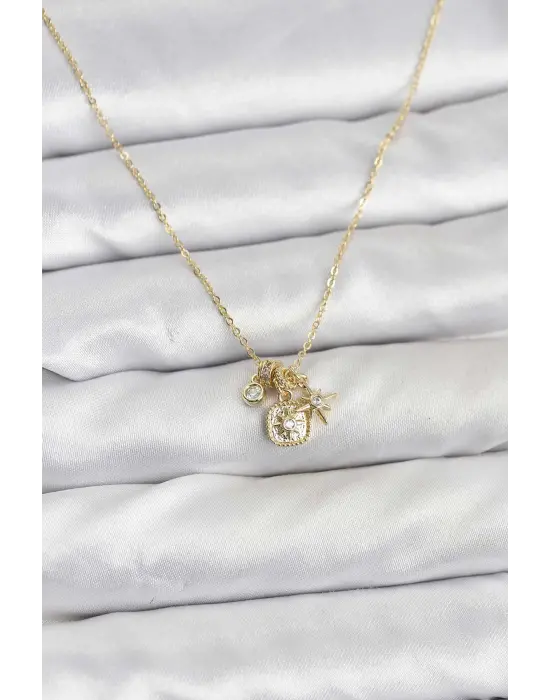 Çelik Gold Renk Minimal Charmlı Kadın Kolye