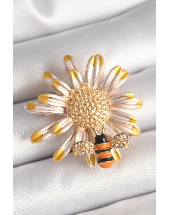 Çelik Gold Renk Papatya Model Arı Detay Kadın Broş