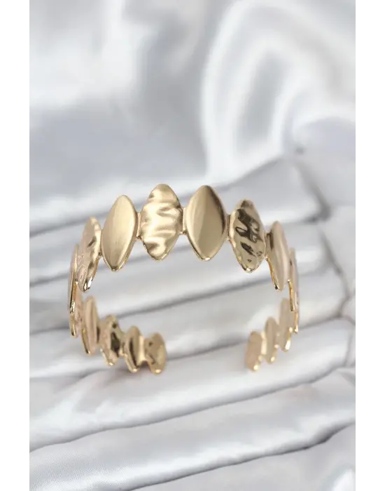 Pirinç Gold Renk Parçalı Model Kadın Bileklik