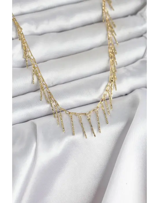 Pirinç Gold Renk Saçaklı Model Kadın Kolye