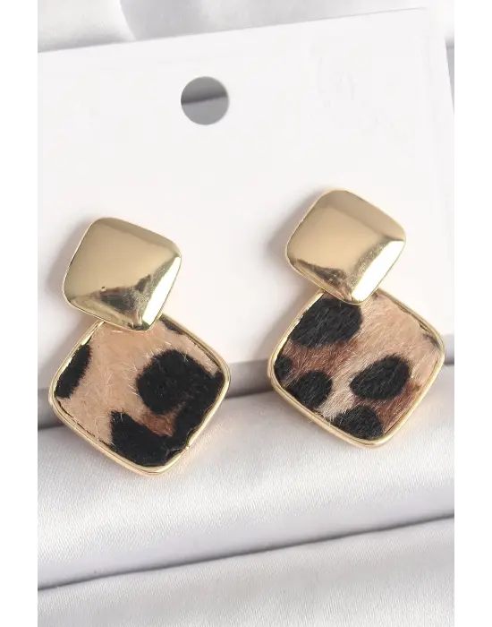 Pirinç Gold Renk Sallant Kare Leopar Desen Model Kadın Küpe
