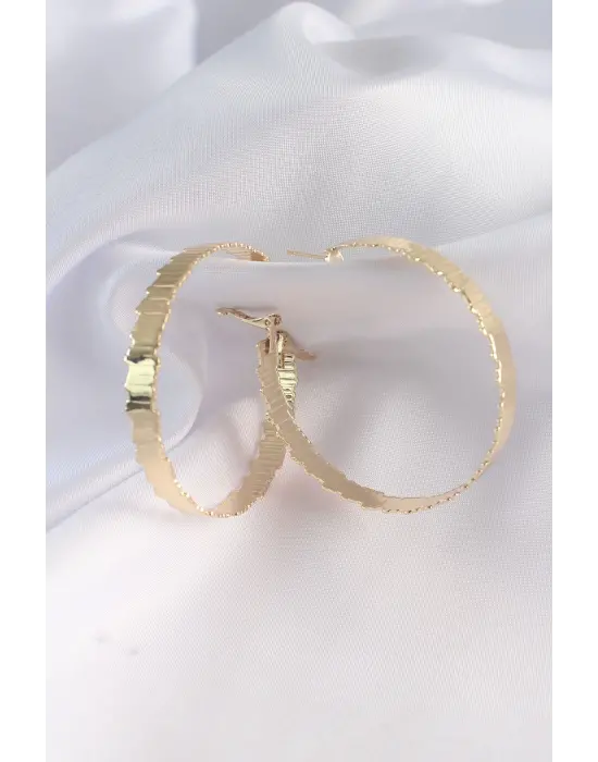  Altın Tırtıklı Halka Küpe