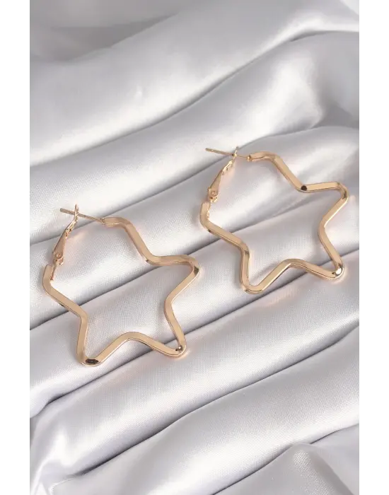  Altın Yıldız Model Çelik Küpe