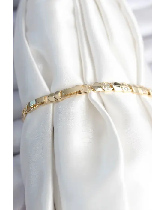 Pirinç Gold Renk Zirkon Taşlı Balık Sırtı Model Kadın Bileklik