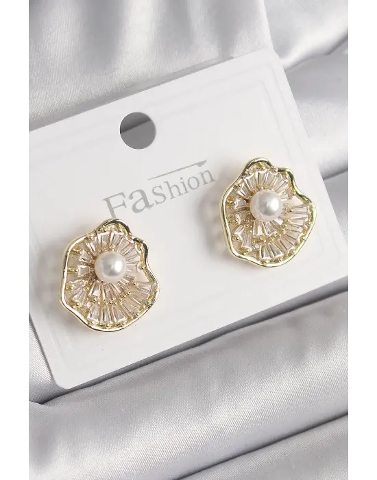  Altın Zirkon Taşlı Çiçek Model İnci Detay Çelik Küpe