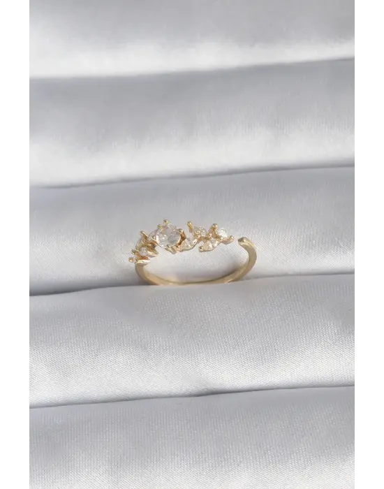  Altın Zirkon Taşlı Çiçek Model Çelik Yüzük