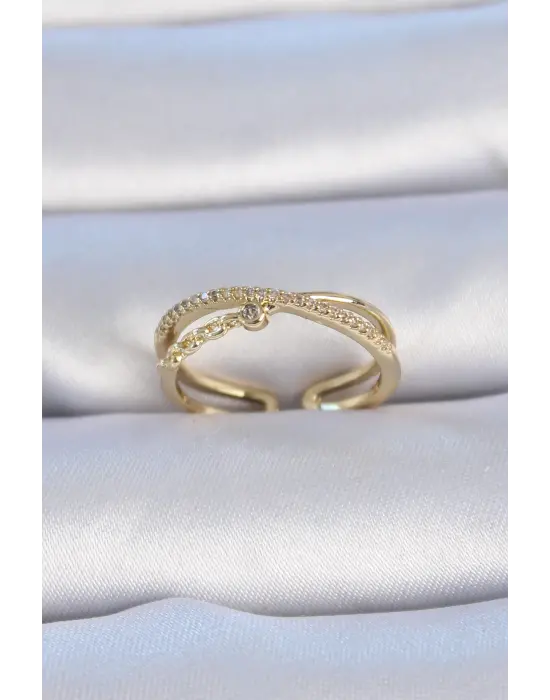  Altın Zirkon Taşlı Çelik Yüzük