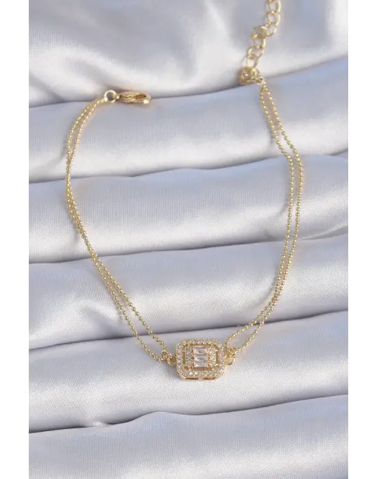 Pirinç Gold Renk Zirkon Taşlı Kare Model Kadın Bileklik