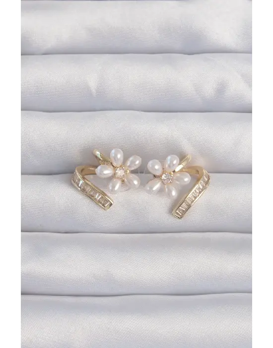  Altın Zirkon Taşlı Kıvrımlı İnci Çiçek Küpe