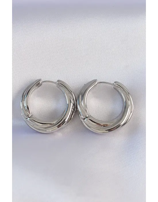  Gümüş Asimetrik Kıvrım Küpe