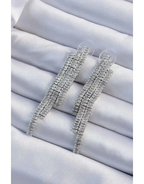  Gümüş Baget Taşlı Su Yolu Tasarımlı Çelik Küpe