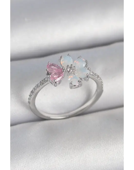 Pirinç Gümüş Renk Beyaz Mineli Pembe Zirkon Taşlı Çiçek Model Kadın Yüzük