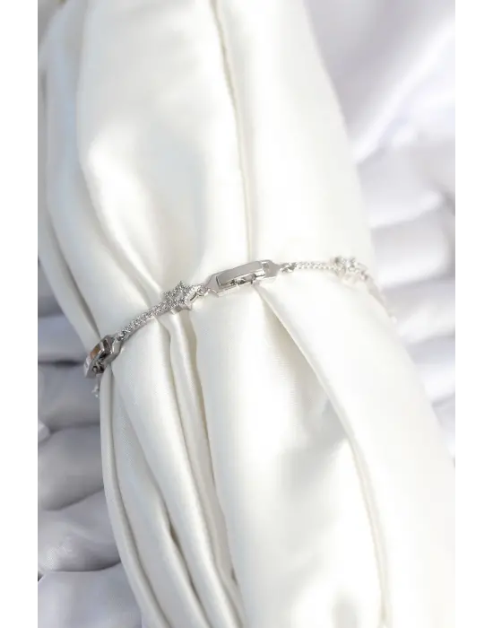 Pirinç Gümüş Renk Halley Yıldız Model Kadın Bileklik