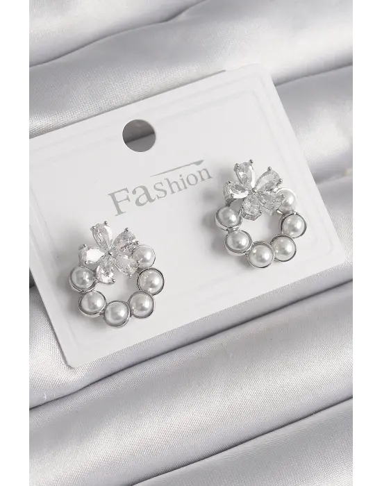 Gümüş İncili Halka Model Zirkon Taşlı Çiçek Detay Çelik Küpe