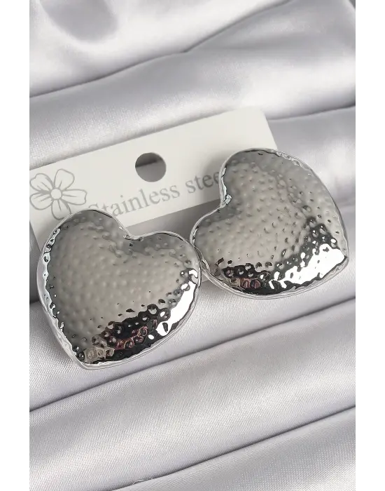  Gümüş İşleme Detaylı Kalp Model Çelik Küpe