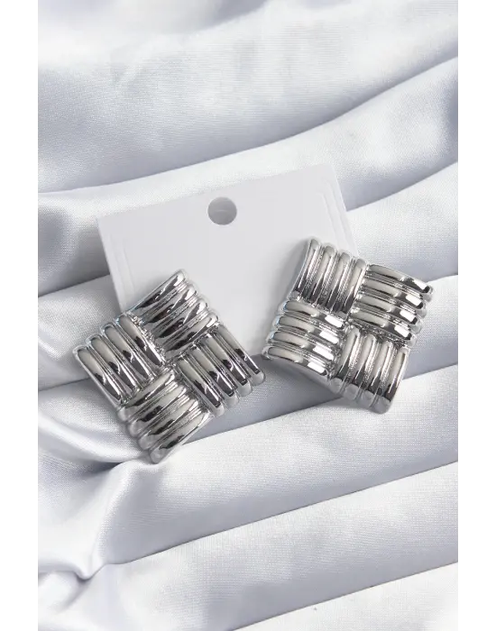  Gümüş İşlemeli Kare Model Çelik Küpe