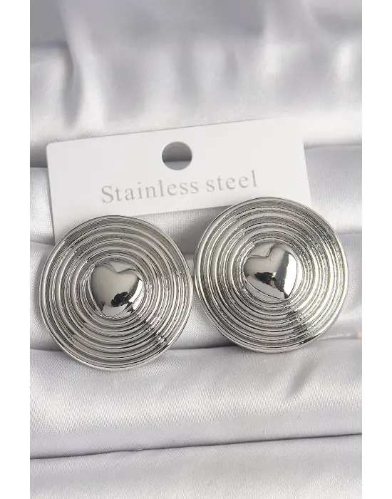  Gümüş Kalp İşlemeli Daire Plaka Model Çelik Küpe