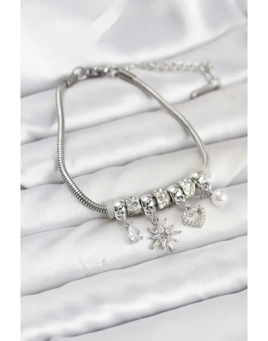 Çelik Gümüş Renk Kutup Yıldızı ve Kalp Charmlı Kadın Bileklik