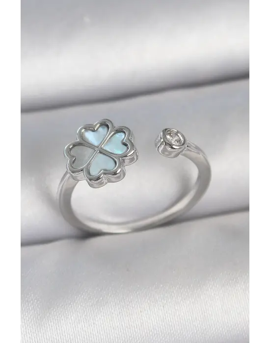 Pirinç Gümüş Renk Mavi Mineli Yonca Model Zirkon Taş Detay Ayarlanabilir Kadın Yüzük