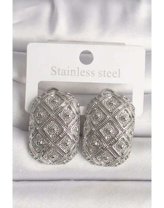  Gümüş Motif İşlemeli Çelik Küpe