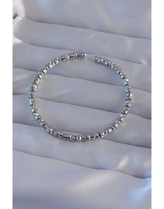 Pirinç Gümüş Renk Oval Detaylı Bileklik