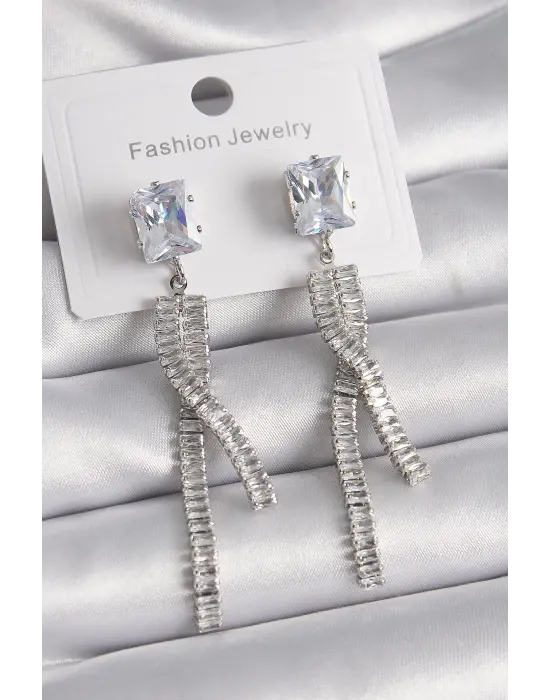  Gümüş Su Yolu Kare Zirkon Taşlı Çelik Küpe