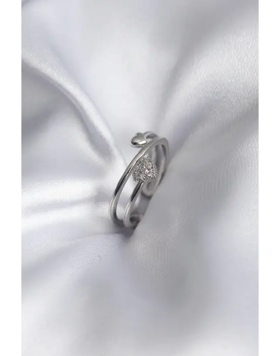  Gümüş Zirkon Taş Detay Kalp Model Çelik Yüzük