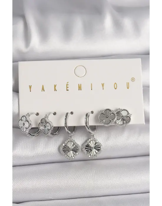  Gümüş Zirkon Taş Detaylı VIP Seri Yonca Model Çelik Küpe Kombini