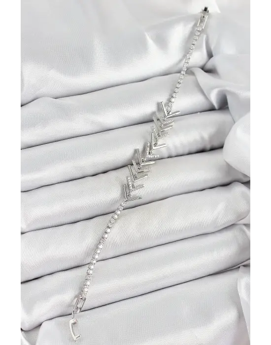 Pirinç Gümüş Renk Zirkon Taşlı Balık Sırtı Kadın Bileklik