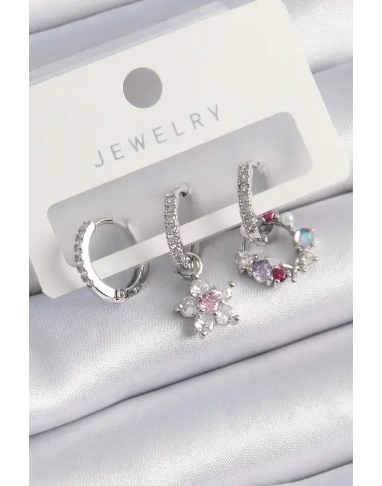  Gümüş Zirkon Taşlı Çiçek Model Çelik Küpe