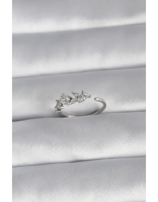  Gümüş Zirkon Taşlı Çiçek Model Çelik Yüzük