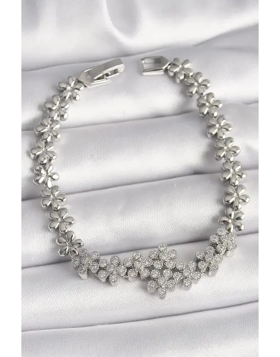 Pirinç Gümüş Renk Zirkon Taşlı Çiçek Zincir Model Kadın Bileklik