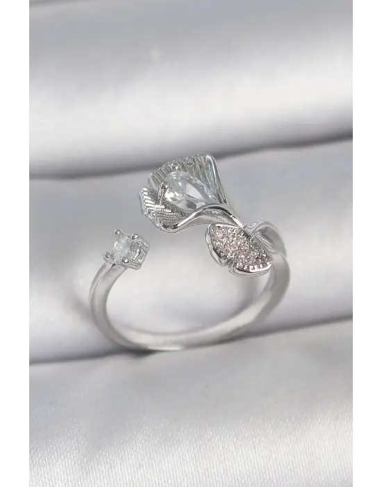 Pirinç Gümüş Renk Zirkon Taşlı Deniz Kabuğu Model Ayarlanabilir Kadın Yüzük