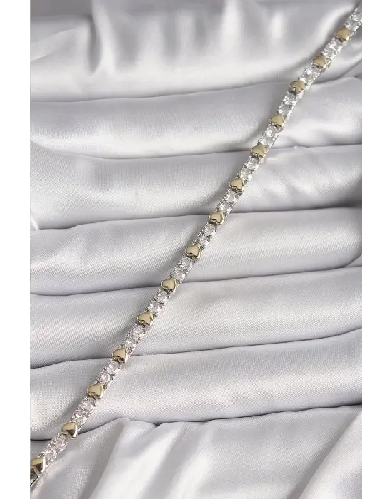 Pirinç Gümüş Renk Zirkon Taşlı Gold Kalp VIP Seri Kadın Bileklik