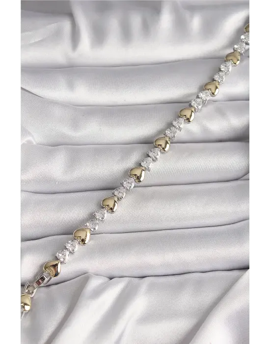 Pirinç Gümüş Renk Zirkon Taşlı Gold Kalpli VIP Seri Kadın Bileklik