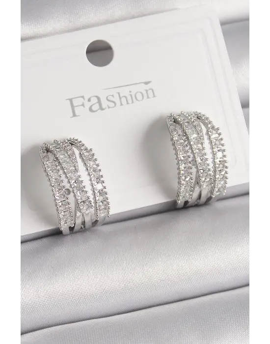  Gümüş Zirkon Taşlı Halka Model Çelik Küpe