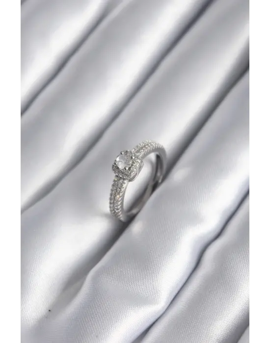  Gümüş Zirkon Taşlı Çelik Yüzük