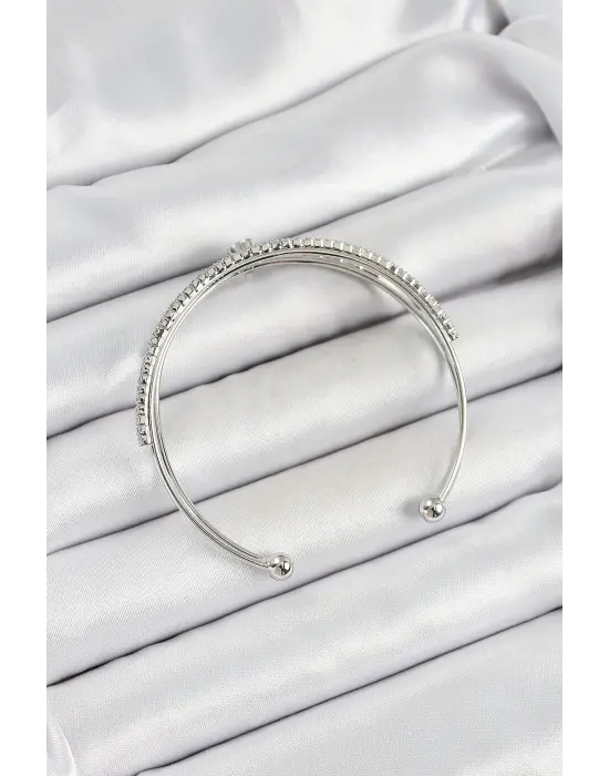 Pirinç Gümüş Renk Zirkon Taşlı Kalp Detaylı Kadın Bileklik