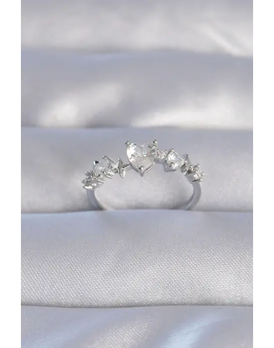  Gümüş Zirkon Taşlı Kalp Model Ayarlanabilir Yüzük