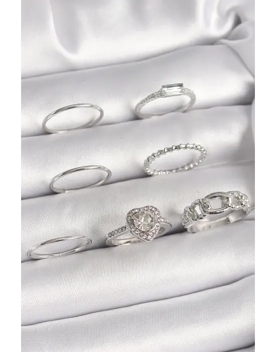 Pirinç Gümüş Renk Zirkon Taşlı Kalp Model Kadın Yüzük Kombini