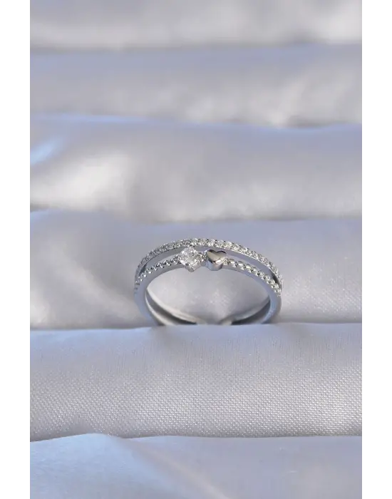  Gümüş Zirkon Taşlı Kalpli Su Yolu Model Ayarlanabilir Yüzük