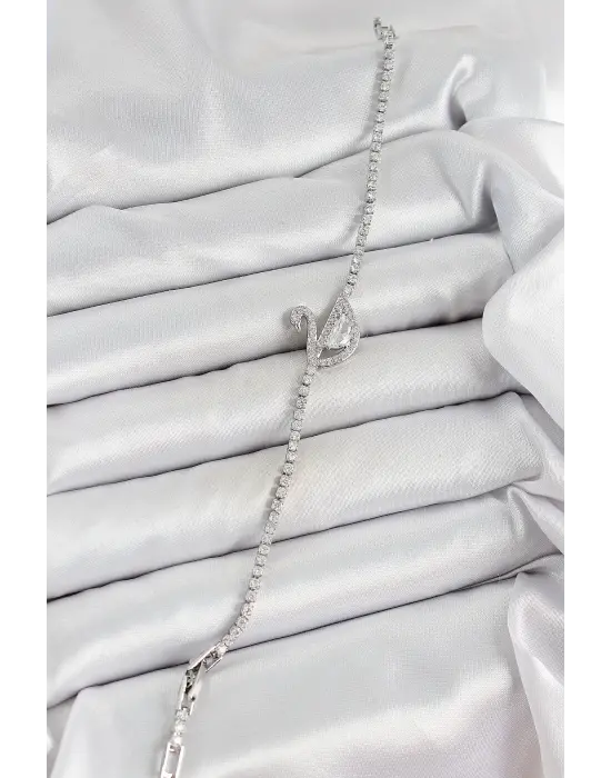 Pirinç Gümüş Renk Zirkon Taşlı Kuğu Model Kadın Bileklik