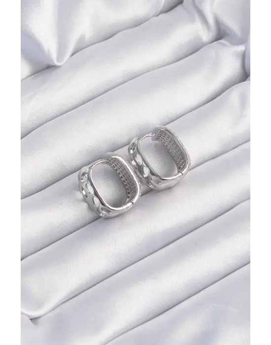  Gümüş Zirkon Taşlı Minimal Halka Küpe